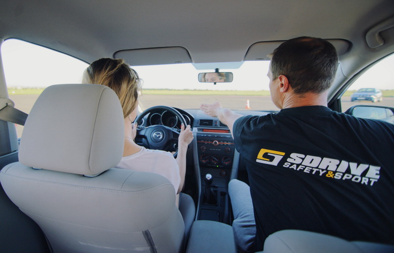 Контраварійне (безпечне) водіння